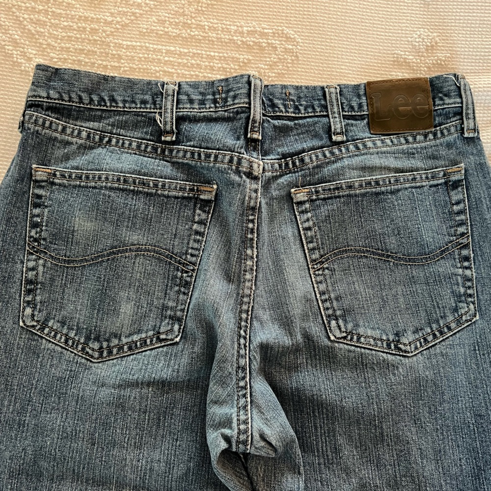 LEE Men’s Dark Wash Relaxed Fit Jeans - Picture 4 of 6